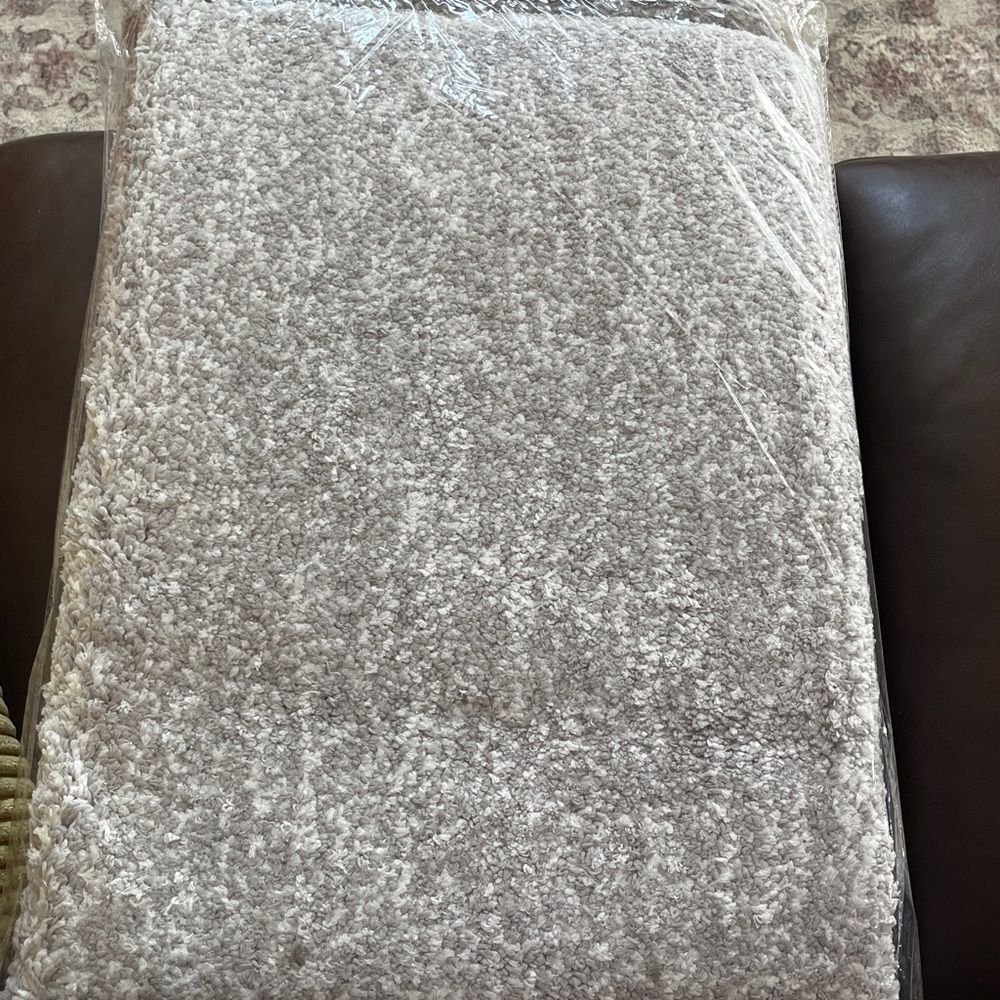 Gray Rug Super Soft - Picture 5 of 5